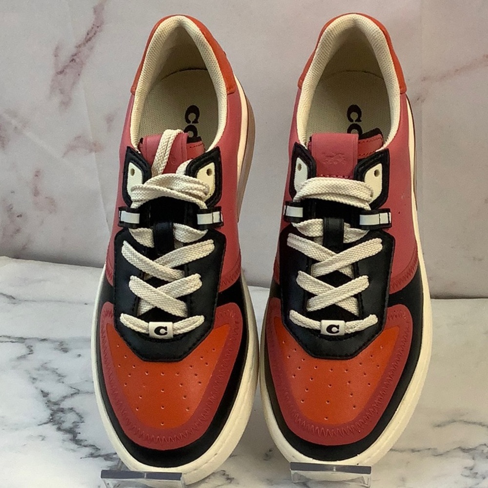 NWT Coach Women's Court Sneaker Black and Orchid/Geranium Size 7 - Picture 2 of 5
